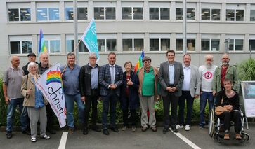 Flaggenhissung Mayors for Peace